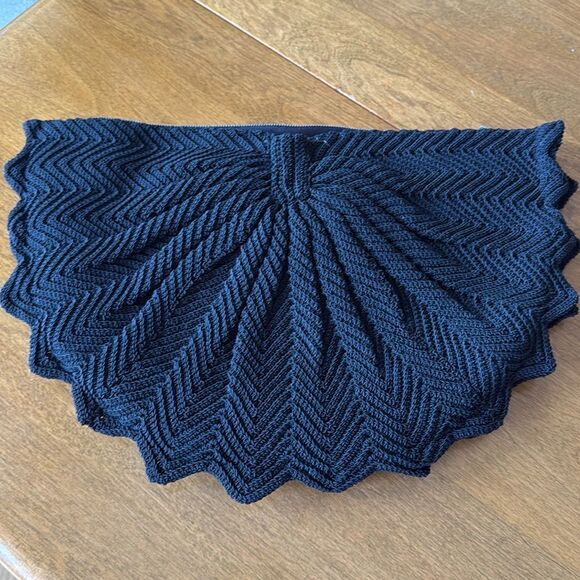 Large vintage crocheted clutch - Picture 2 of 7
